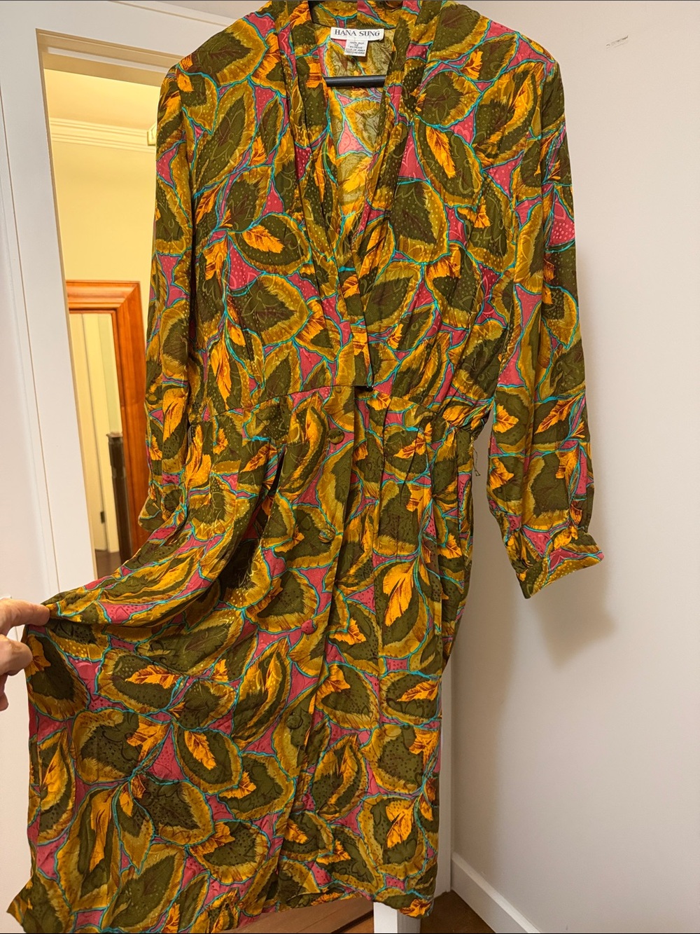 Hana sung silk Printed Leaf-Pattern Wrap Dress in Olive and Mustard size 12